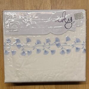 Sky NEW NIP Cotton comforter cover set twin with Blue Embroidery Pillow Sham